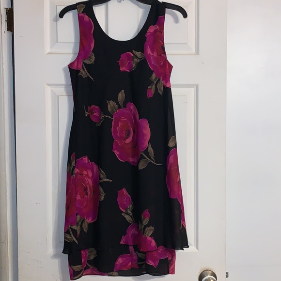 Black Floral Sleeveless Chiffon Overlay Lined Dress - Picture 3 of 9